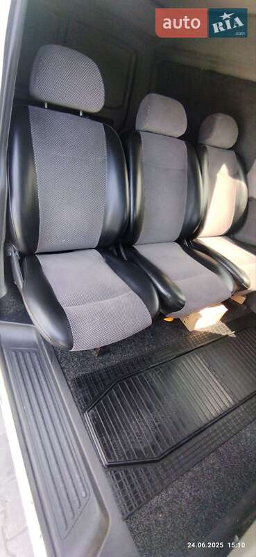 Минивэн Volkswagen Transporter 2005 в Виннице