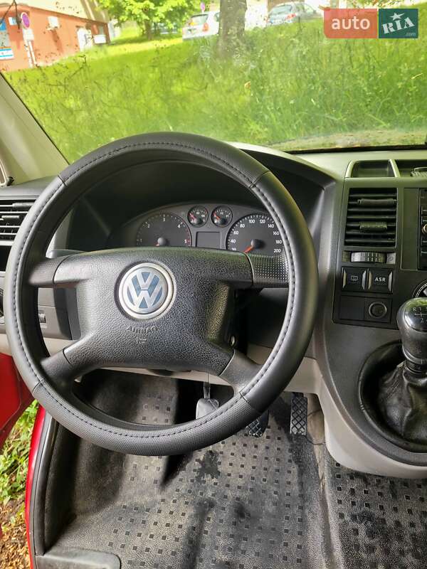 Мінівен Volkswagen Transporter 2005 в Богдані