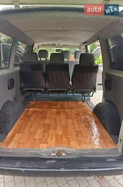 Минивэн Volkswagen Transporter 2000 в 