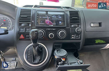 Минивэн Volkswagen Transporter 2006 в 