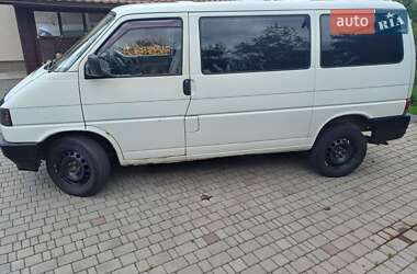 Минивэн Volkswagen Transporter 2000 в 