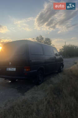 Минивэн Volkswagen Transporter 2000 в 