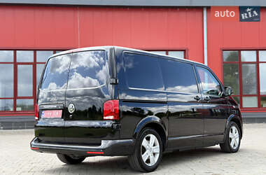 Грузовой фургон Volkswagen Transporter 2022 в 