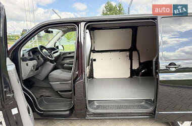 Грузовой фургон Volkswagen Transporter 2022 в 