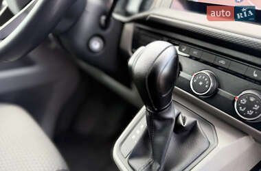 Грузовой фургон Volkswagen Transporter 2022 в 