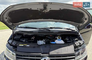Грузовой фургон Volkswagen Transporter 2022 в 