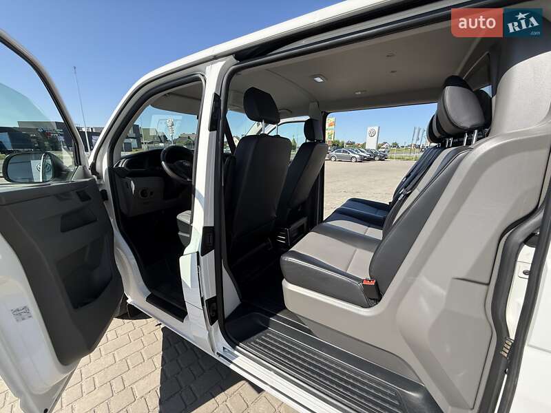 Минивэн Volkswagen Transporter 2020 в Луцке