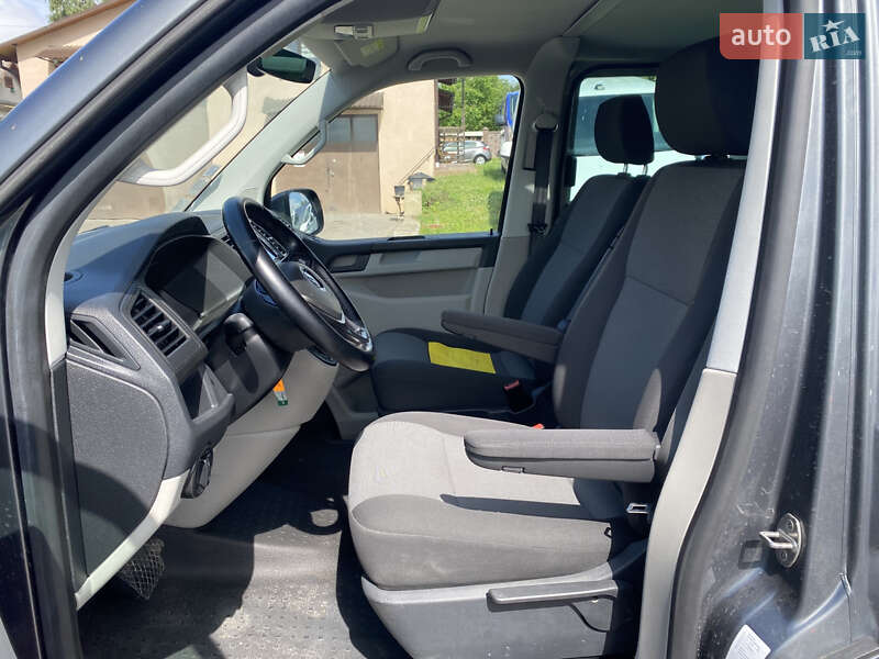 Минивэн Volkswagen Transporter 2018 в Дубно