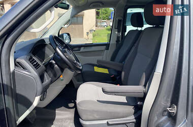 Минивэн Volkswagen Transporter 2018 в 