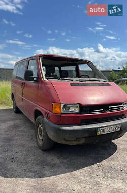 Мінівен Volkswagen Transporter 1997 в Сарнах