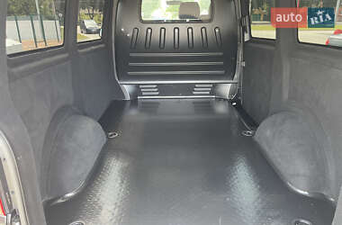 Грузовой фургон Volkswagen Transporter 2016 в 