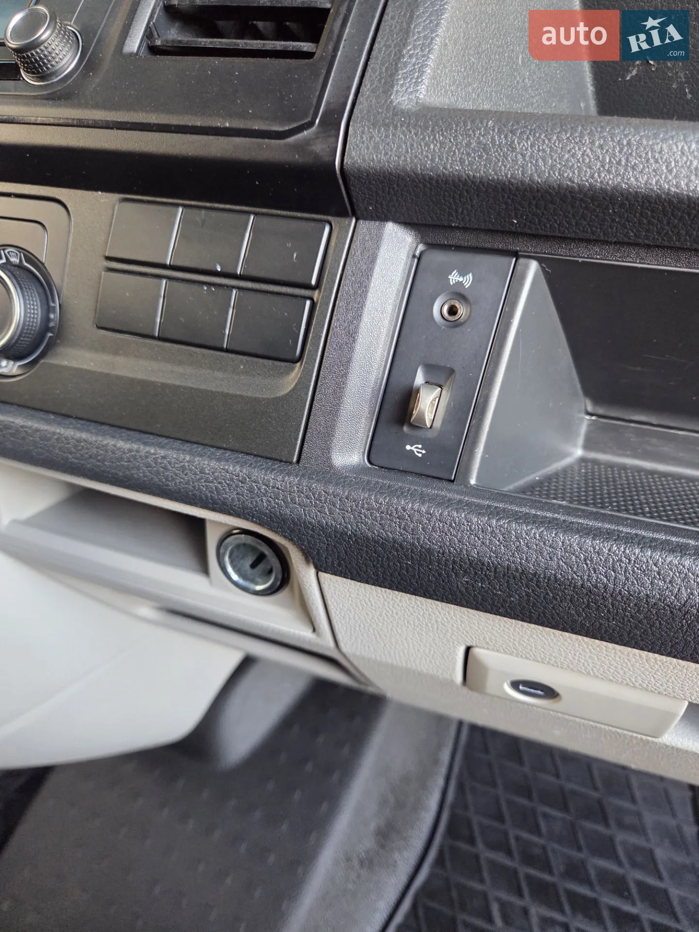 2016 Volkswagen Transporter - мініатюра 2