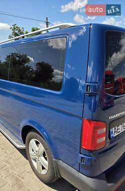 Минивэн Volkswagen Transporter 2016 в 