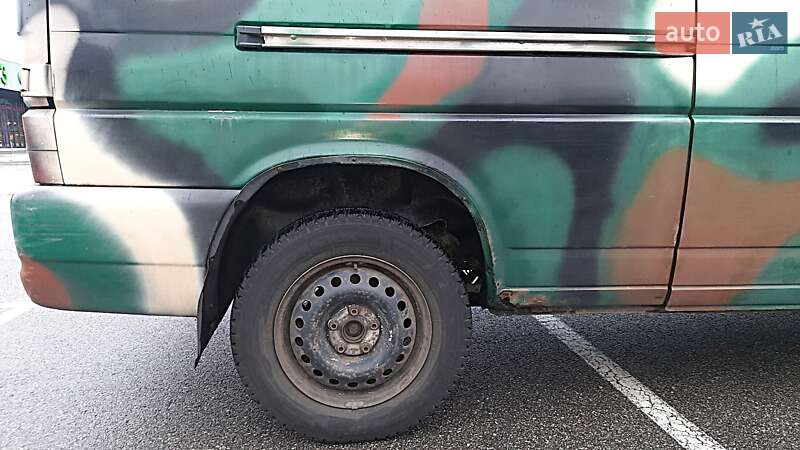 Минивэн Volkswagen Transporter 1998 в Киеве