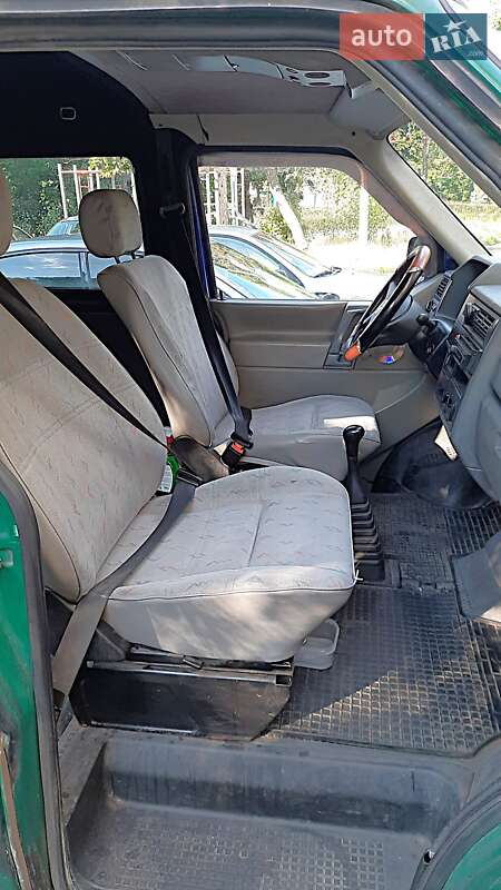 Минивэн Volkswagen Transporter 1998 в Киеве