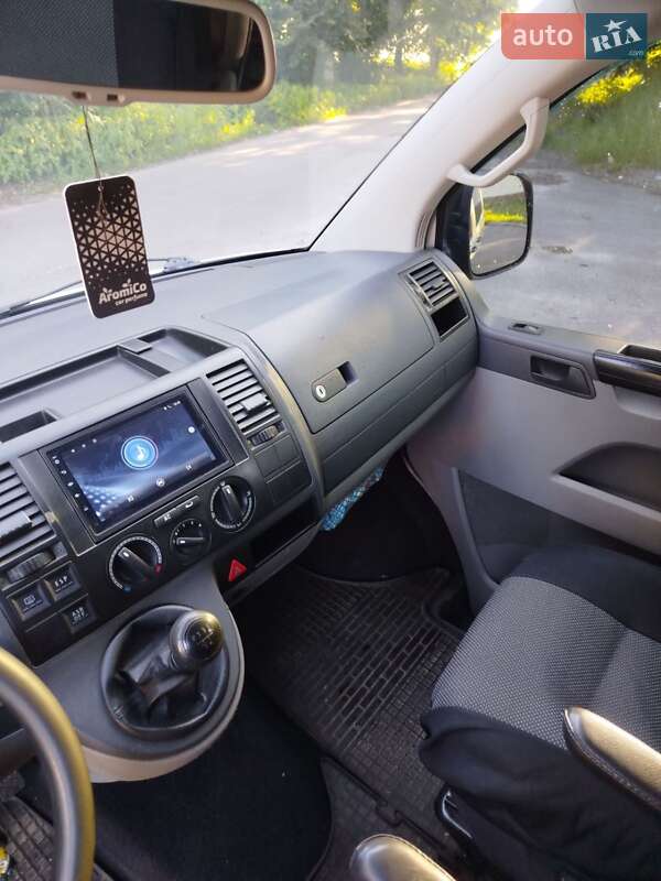 Минивэн Volkswagen Transporter 2009 в Шостке