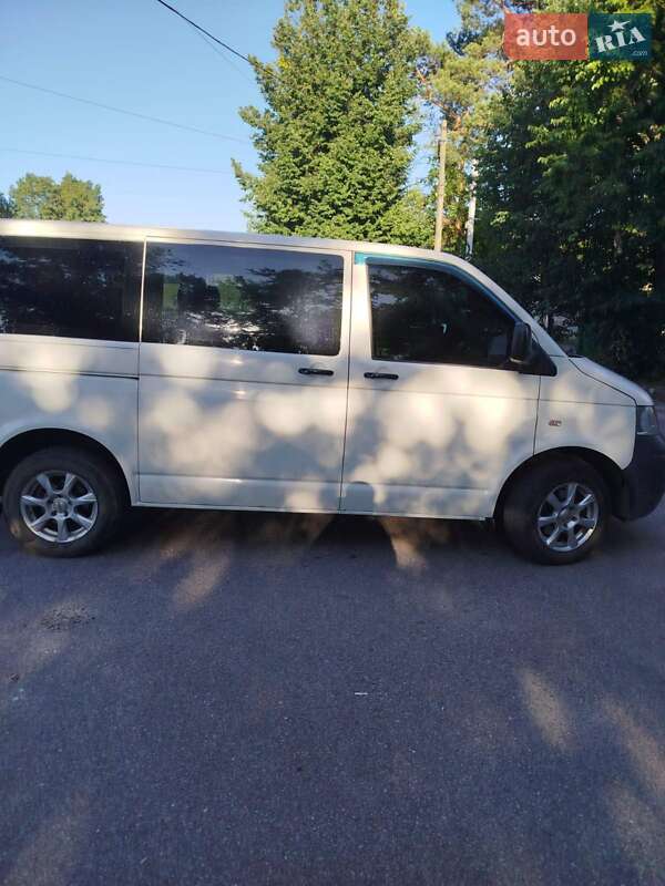 Минивэн Volkswagen Transporter 2009 в Шостке