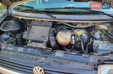 Минивэн Volkswagen Transporter 2003 в 