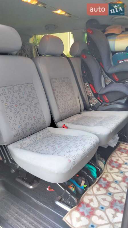 Минивэн Volkswagen Transporter 2007 в Ужгороде