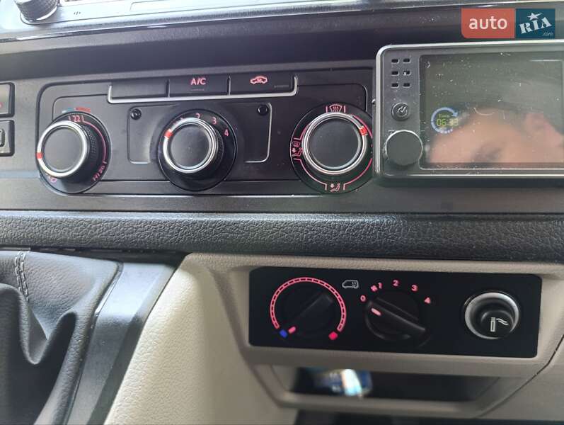 Минивэн Volkswagen Transporter 2017 в Житомире фото 54 Минивэн Volkswagen Transporter 2017 в Житомире