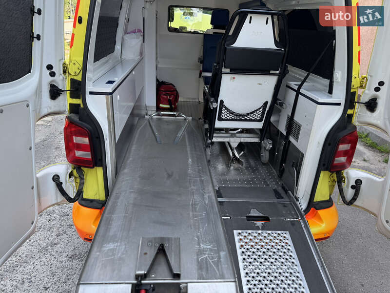 Автомобиль скорой помощи Volkswagen Transporter 2016 в Харькове