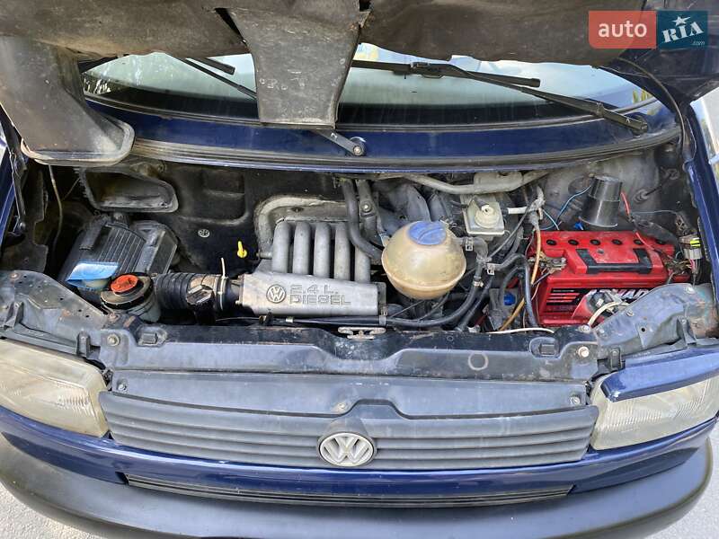 Мінівен Volkswagen Transporter 1994 в Звягелі