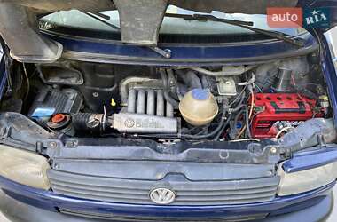 Минивэн Volkswagen Transporter 1994 в 