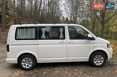 Минивэн Volkswagen Transporter 2012 в 