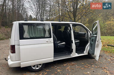 Минивэн Volkswagen Transporter 2012 в 