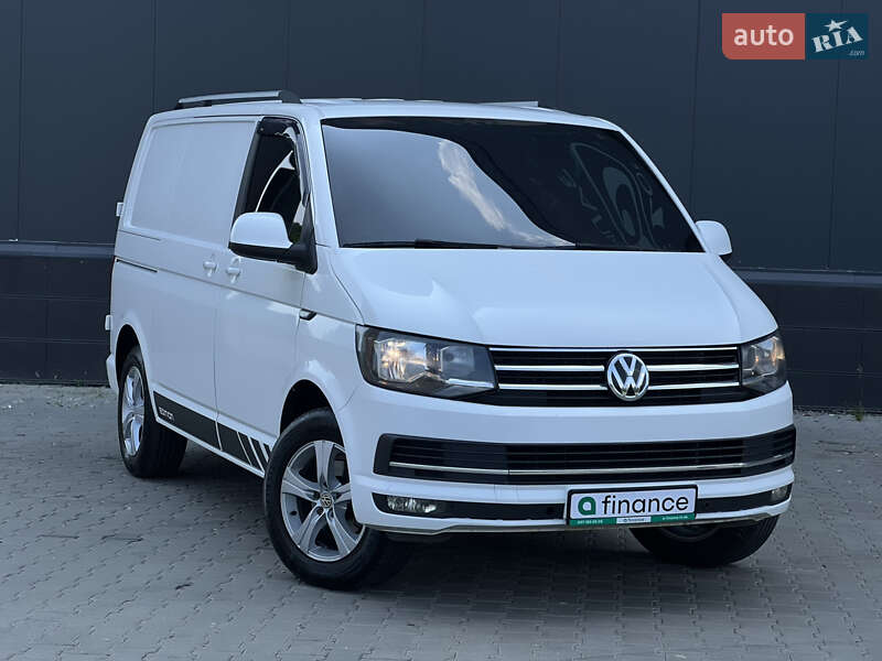 Грузовой фургон Volkswagen Transporter 2017 в Киеве