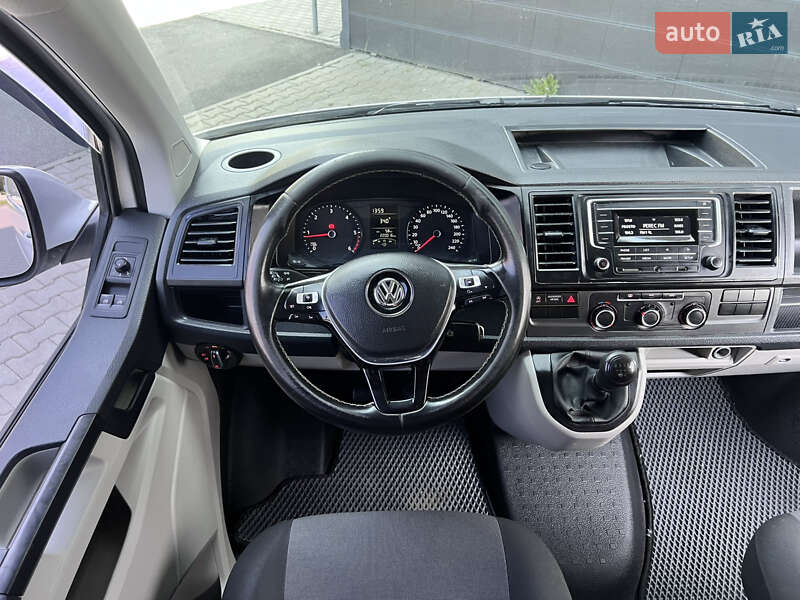 Грузовой фургон Volkswagen Transporter 2017 в Киеве