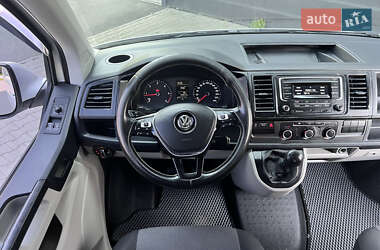 Грузовой фургон Volkswagen Transporter 2017 в 