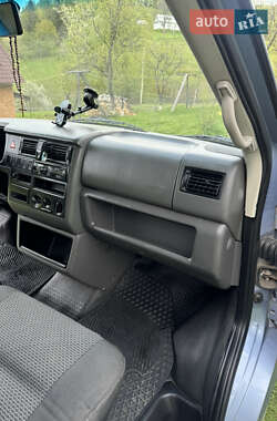 Минивэн Volkswagen Transporter 2003 в 