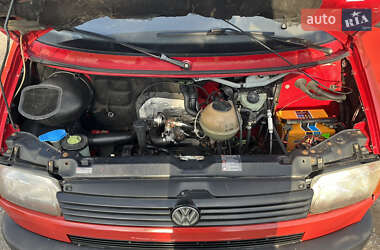 Минивэн Volkswagen Transporter 1996 в 