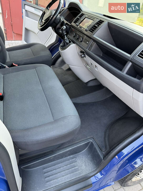 Грузовой фургон Volkswagen Transporter 2017 в Виннице