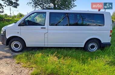 Минивэн Volkswagen Transporter 2010 в 