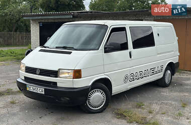 Вантажопасажирський фургон Volkswagen Transporter 1995 в Жовкві