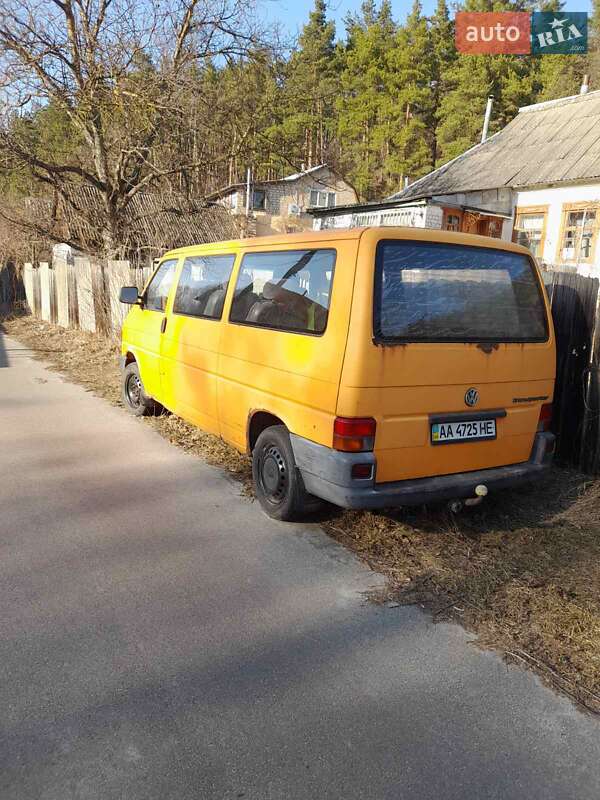 Минивэн Volkswagen Transporter 1999 в Киеве