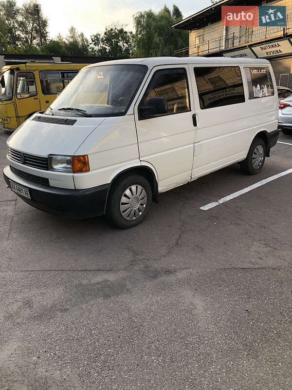 Минивэн Volkswagen Transporter 2001 в Киеве