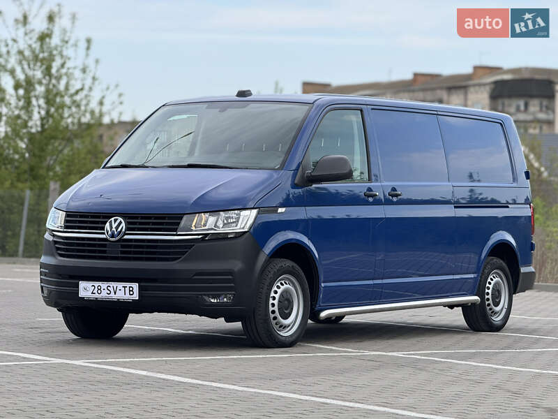 Грузовой фургон Volkswagen Transporter 2021 в Дубно