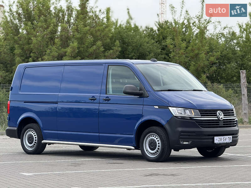 Грузовой фургон Volkswagen Transporter 2021 в Дубно