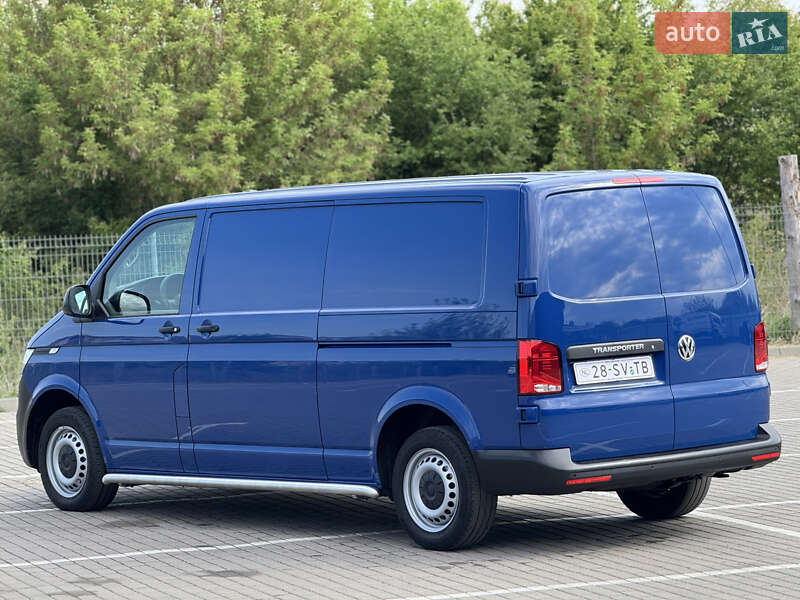 Грузовой фургон Volkswagen Transporter 2021 в Дубно