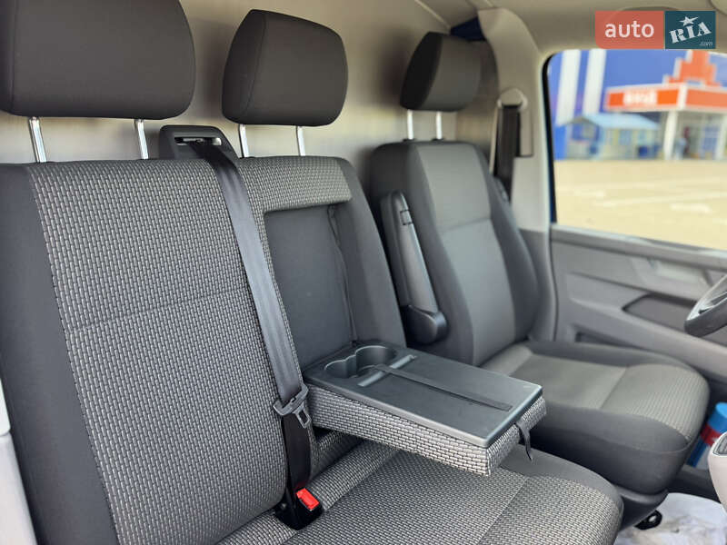 Грузовой фургон Volkswagen Transporter 2021 в Дубно