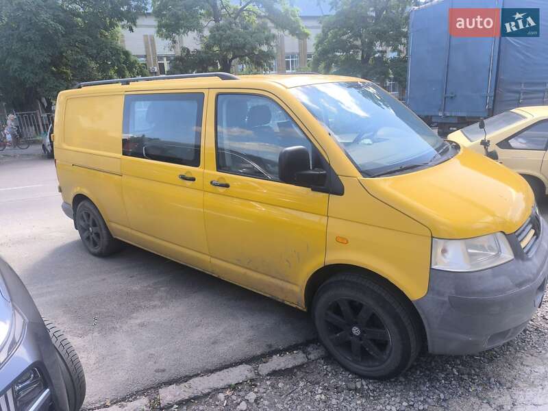Минивэн Volkswagen Transporter 2004 в Переяславе