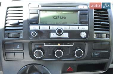 Минивэн Volkswagen Transporter 2010 в 