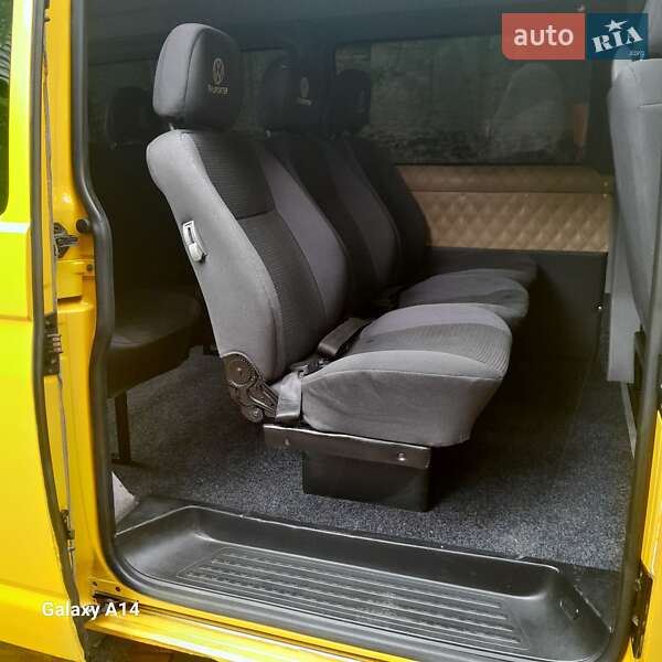 Минивэн Volkswagen Transporter 2007 в Виноградове