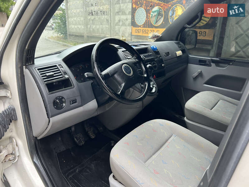 Минивэн Volkswagen Transporter 2003 в Каменец-Подольском