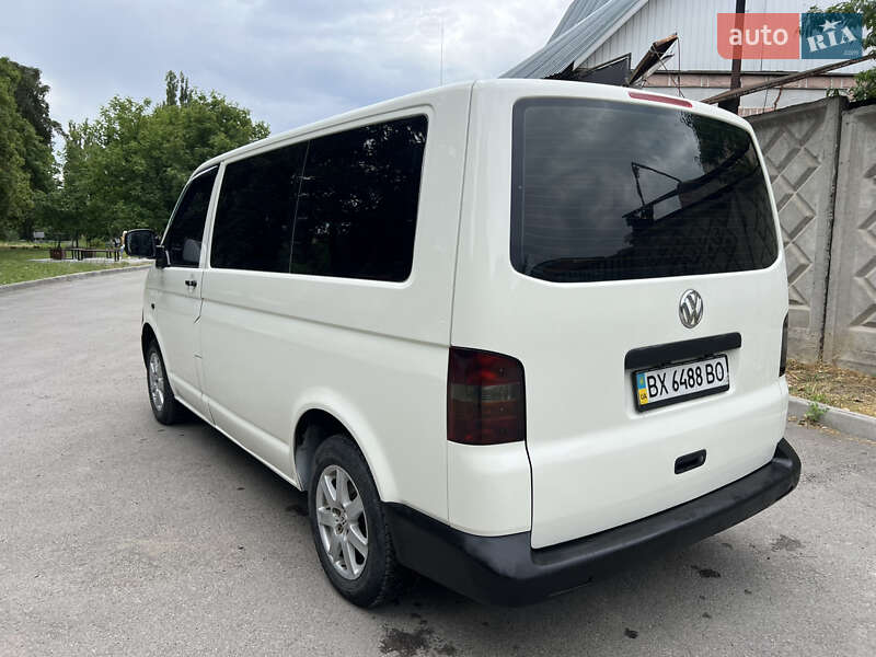 Минивэн Volkswagen Transporter 2003 в Каменец-Подольском