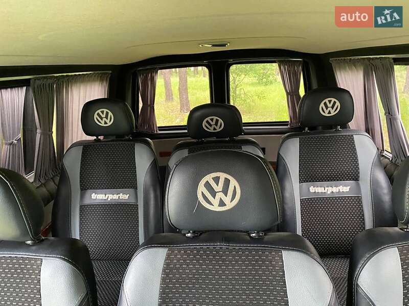 Минивэн Volkswagen Transporter 2015 в Седлище