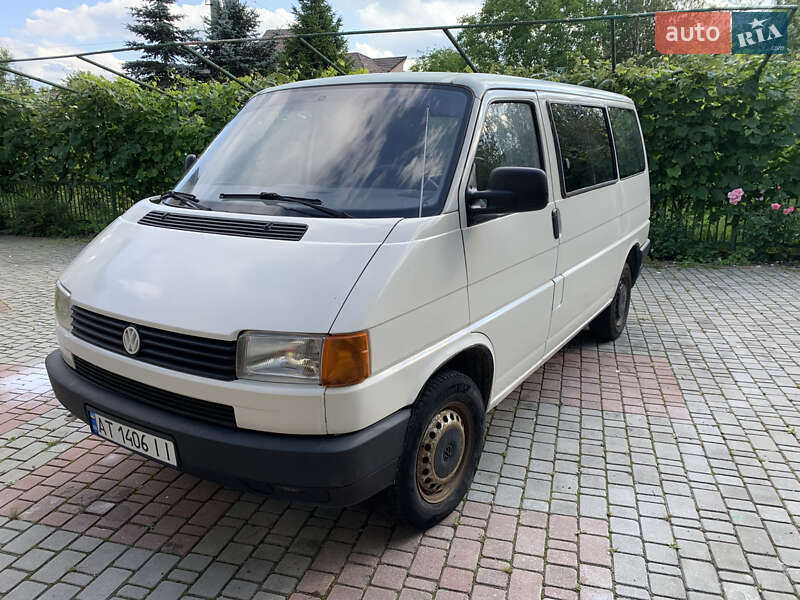 Минивэн Volkswagen Transporter 1996 в Долине